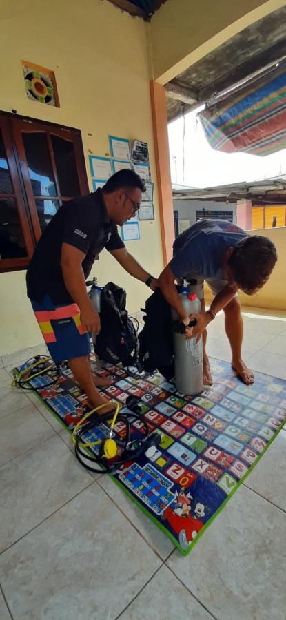 Blue Shark Divers Bunaken Kültér fotó